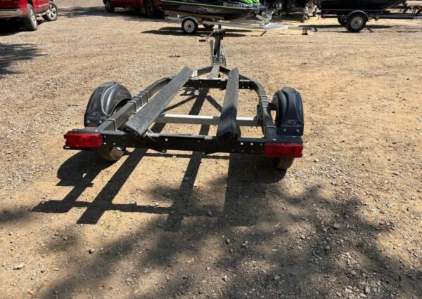 2021 EZ Loader - Image 7