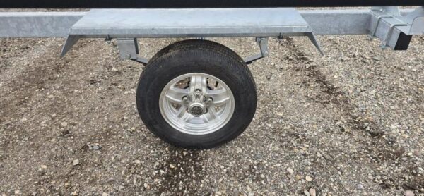 2025 Genesis Trailers 20Ft Bunk Style Pontoon Trailer - Image 5
